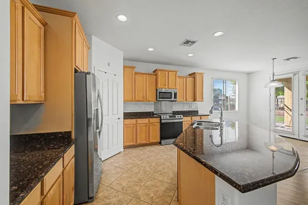 $2,150 | 6630 West Harwell Road, Laveen, AZ 85339