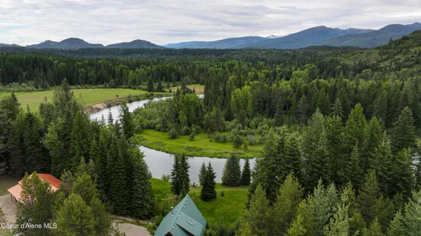 $1,250,000 | 5359 Gleason Mcabee Falls Road, Priest River, ID 83856