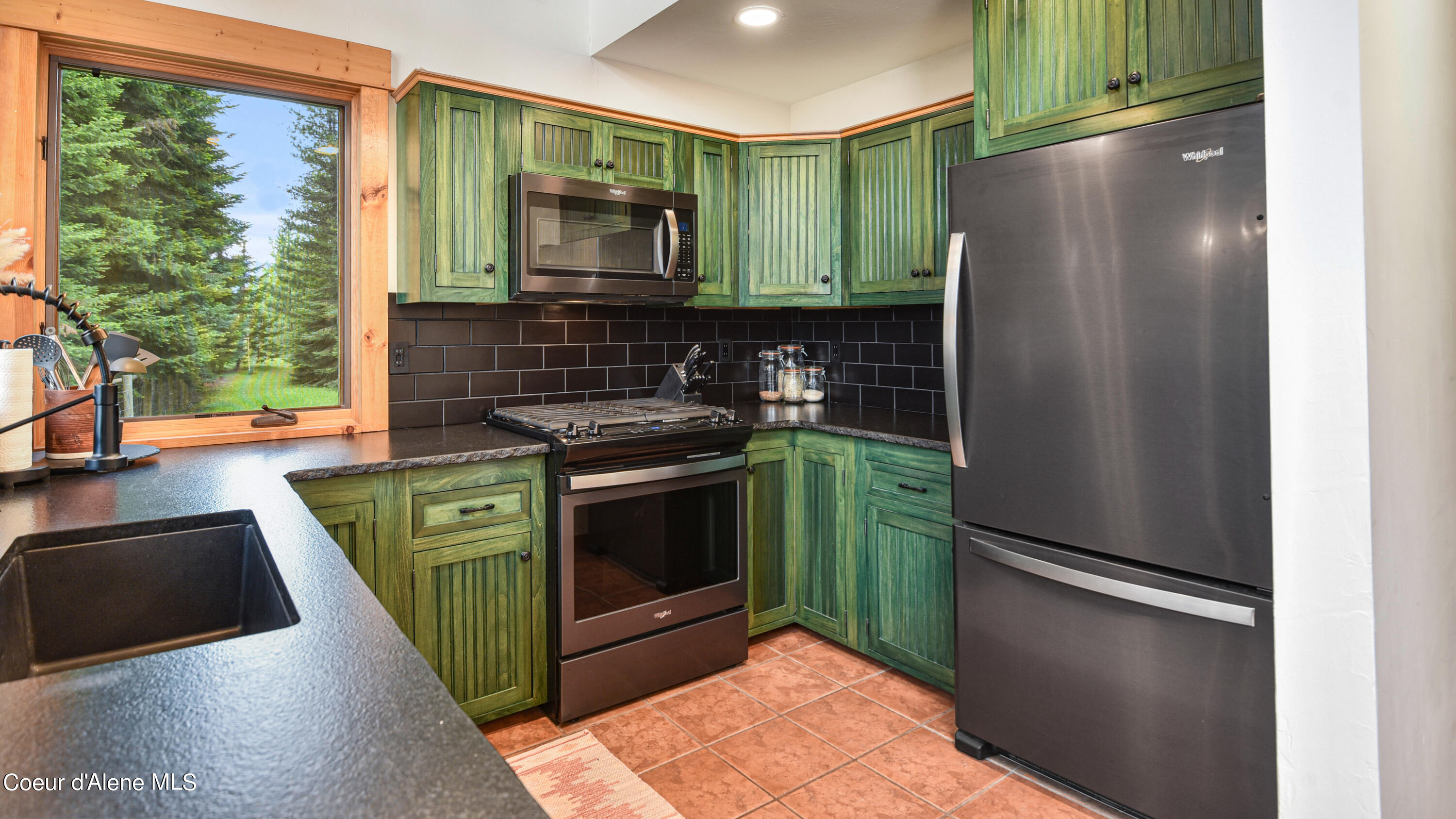 5359 Gleason Mcabee Falls Road Priest River, ID 83856 - Photo 18 of 35 14 - Kitchen 2