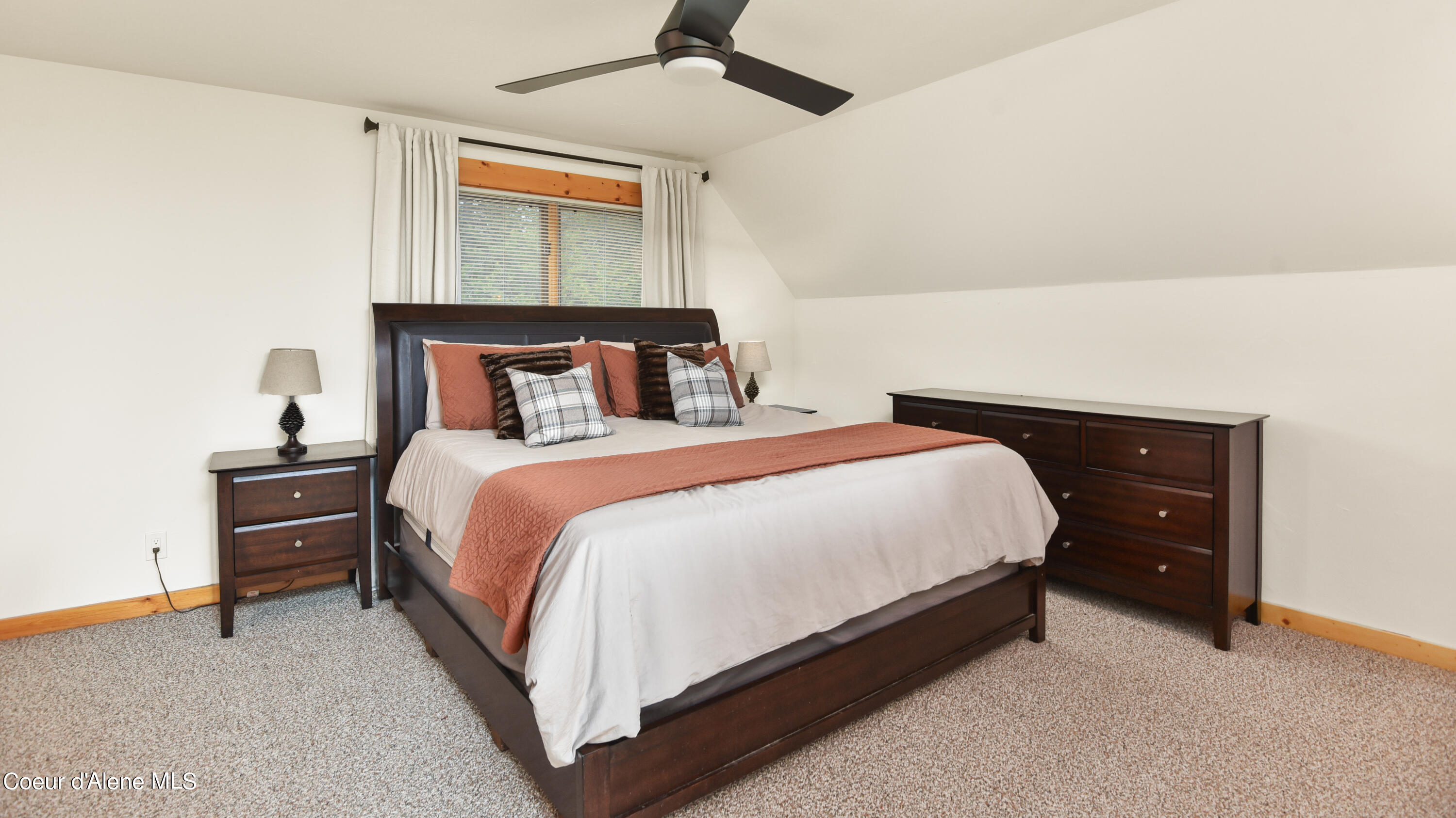 5359 Gleason Mcabee Falls Road Priest River, ID 83856 - Photo 19 of 35 15 - Primary Bedroom 1