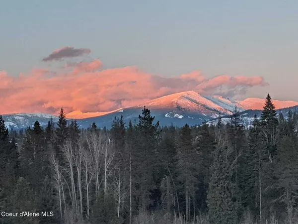 $1,250,000 | 5359 Gleason Mcabee Falls Road, Priest River, ID 83856