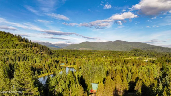 $1,250,000 | 5359 Gleason Mcabee Falls Road, Priest River, ID 83856