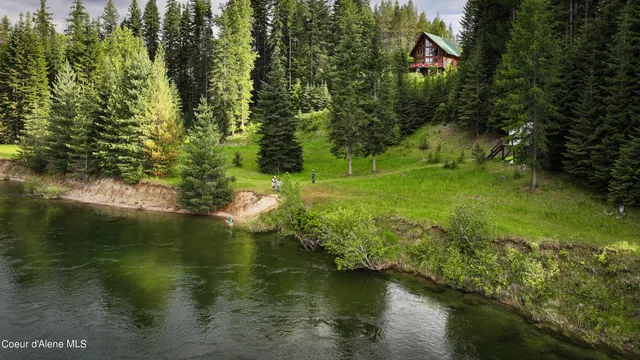 $1,275,000 | 5359 Gleason Mcabee Falls Road, Priest River, ID 83856