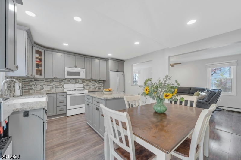 39 Delaware Road West Milford, NJ 07421 - Photo 15 of 41