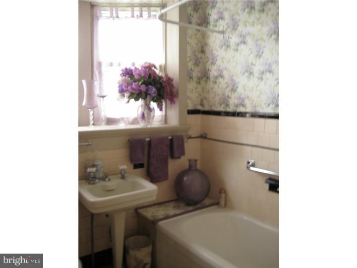 107 Walnut Street Haddonfield, NJ 08033 - Photo 7 of 18 Bathroom