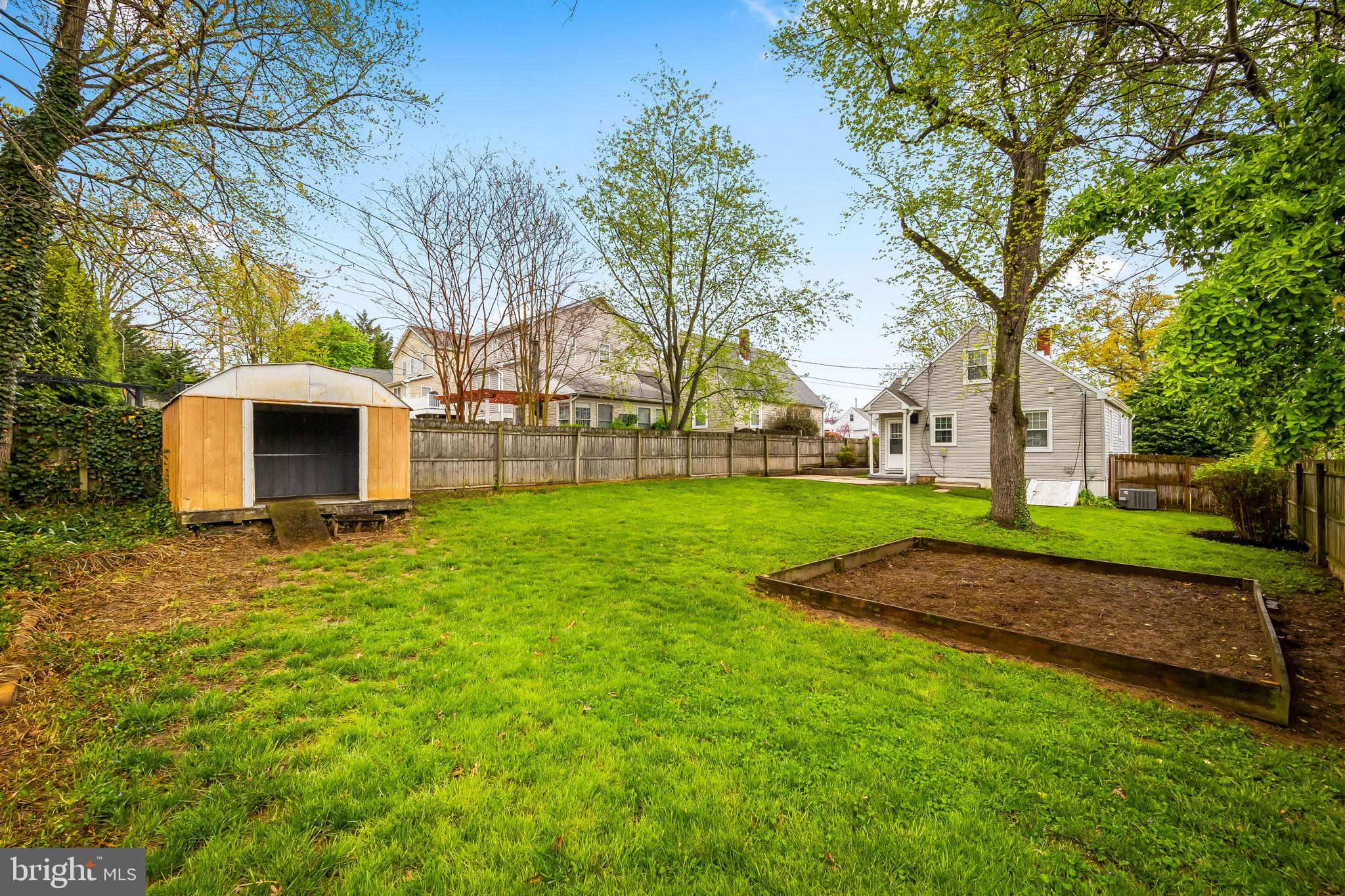 43 Belfast Road Lutherville-Timonium, MD 21093 - Photo 25 of 28 Garden & Shed!