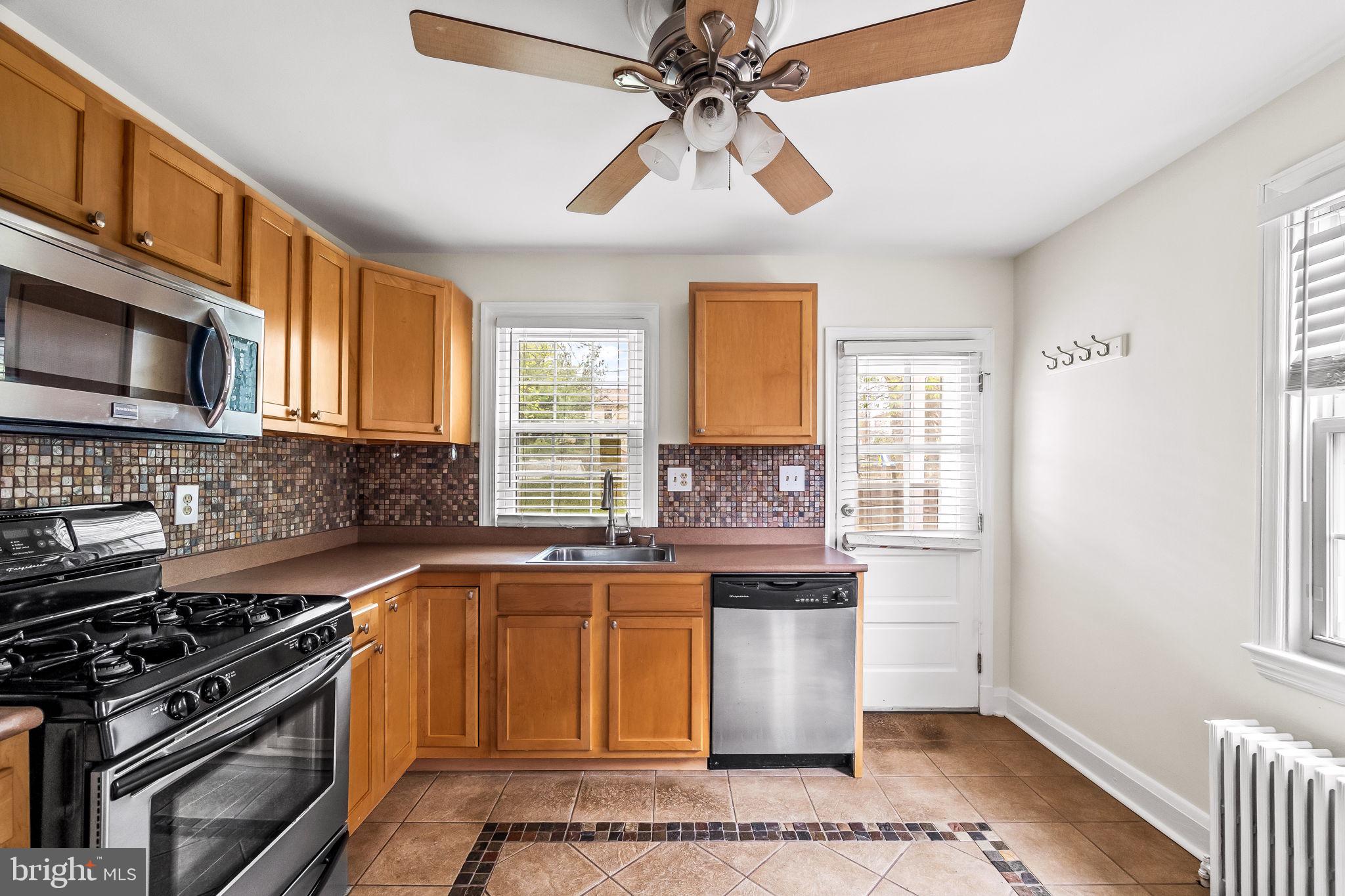 43 Belfast Road Lutherville-Timonium, MD 21093 - Photo 9 of 28 Kitchen