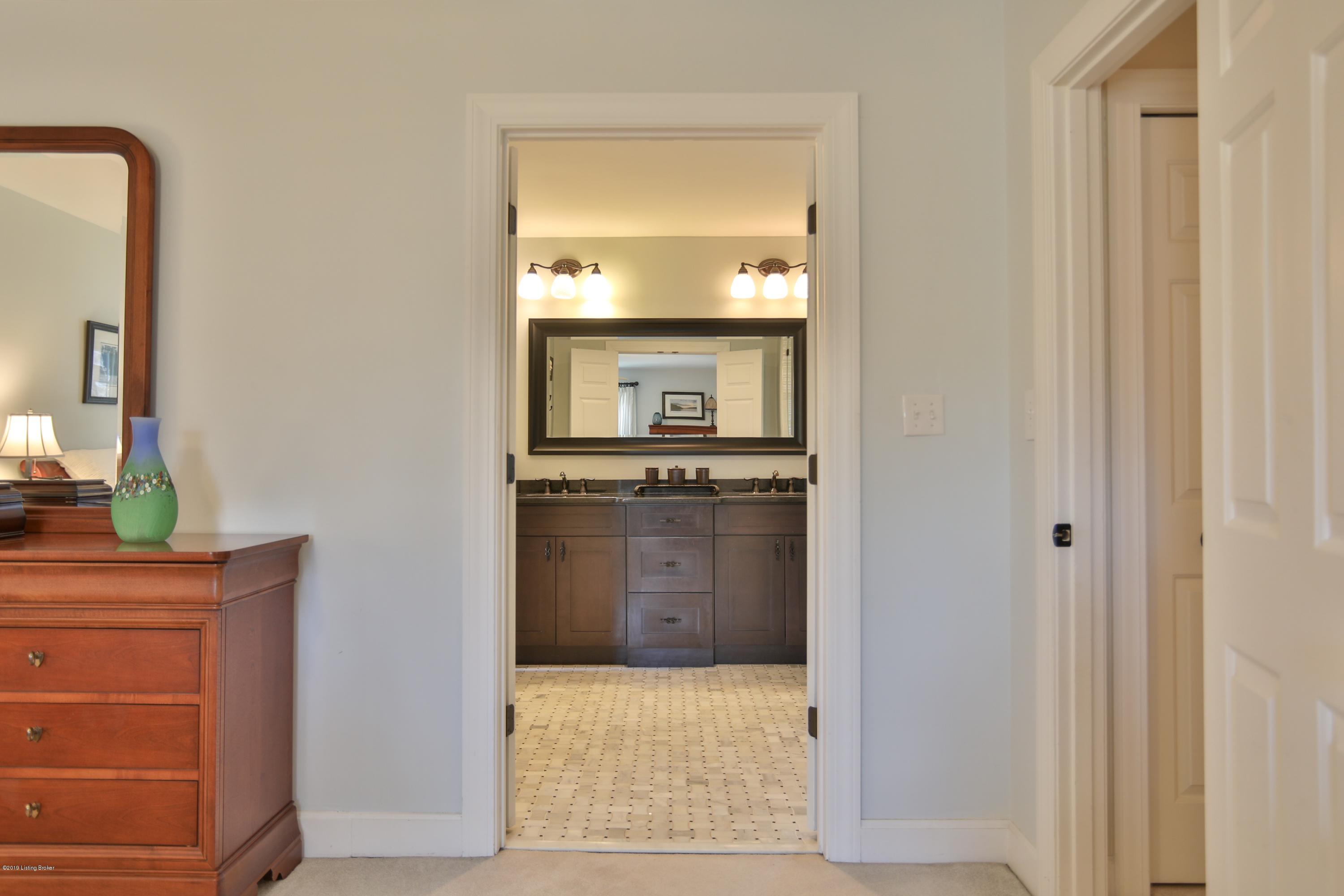 5503 Apache Road Louisville, KY 40207 - Photo 40 of 59 1-32