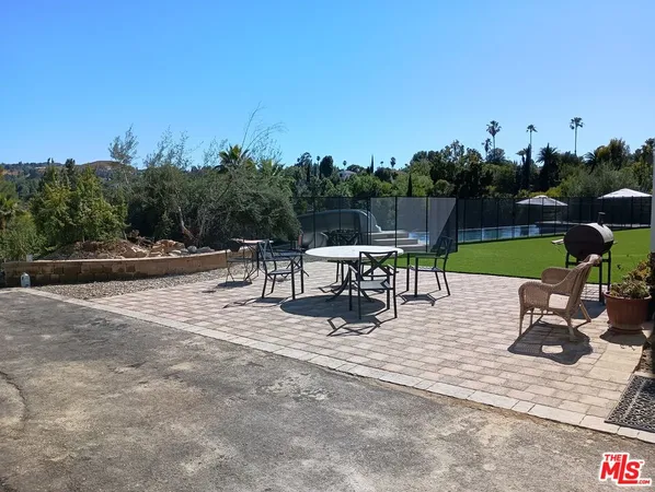 $36,000 | 5900 Winnetka Avenue, Woodland Hills, CA 91367