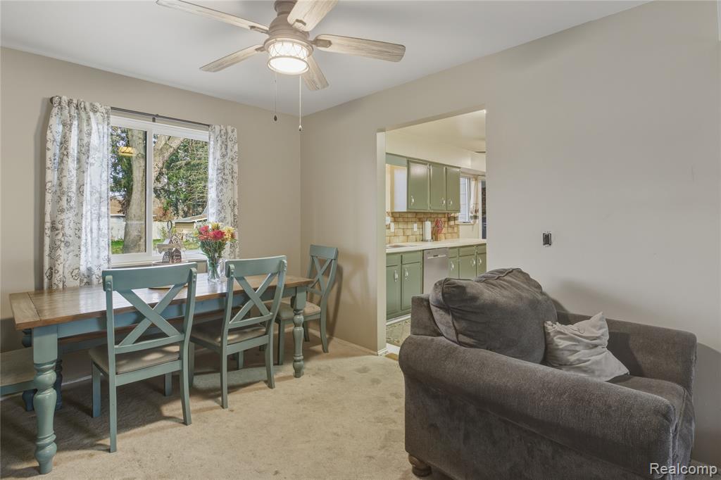 11033 Carr Road Davison, MI 48423 - Photo 8 of 37