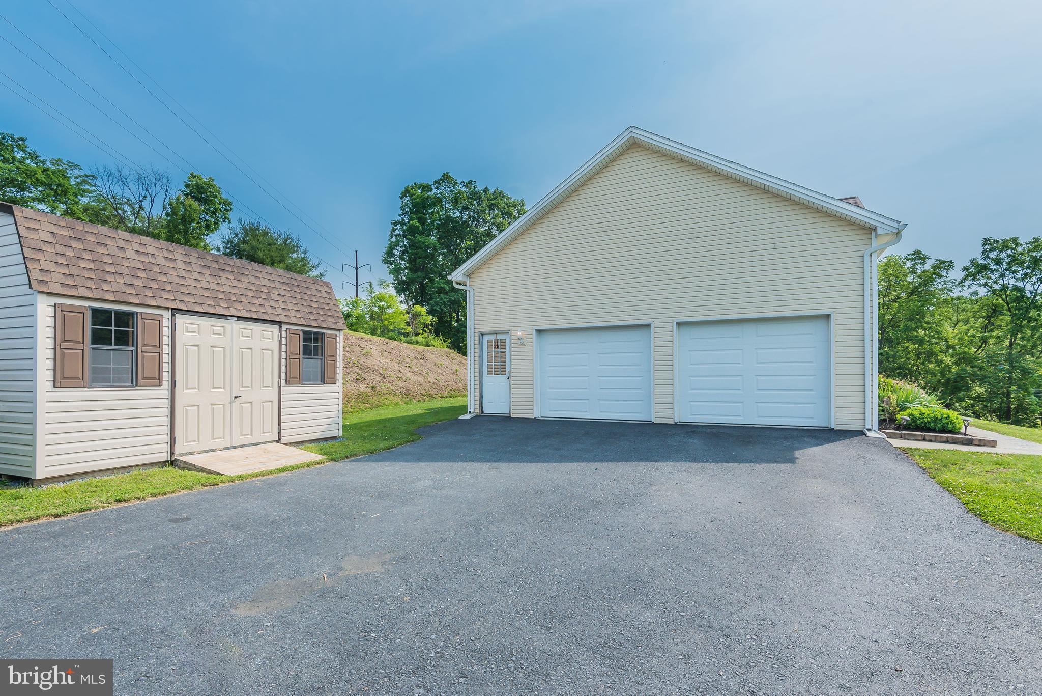 6253 Cider Press Road Harrisburg, PA 17111 - Photo 22 of 40 Gallery Image 22