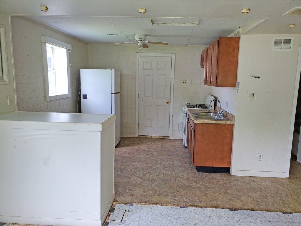 1331 R Avenue New Castle, IN 47362 - Photo 6 of 12 Gallery Image 6