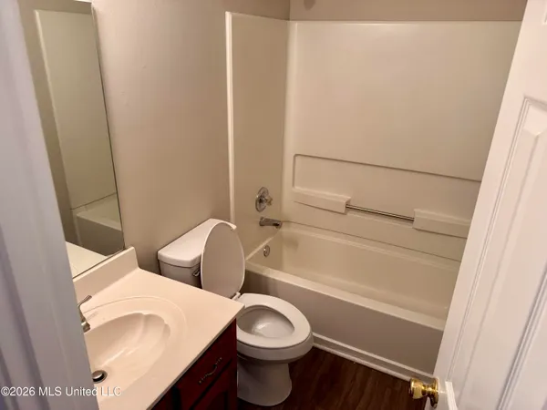 $1,595 | 10515 Oak Leaf Drive, Olive Branch, MS 38654