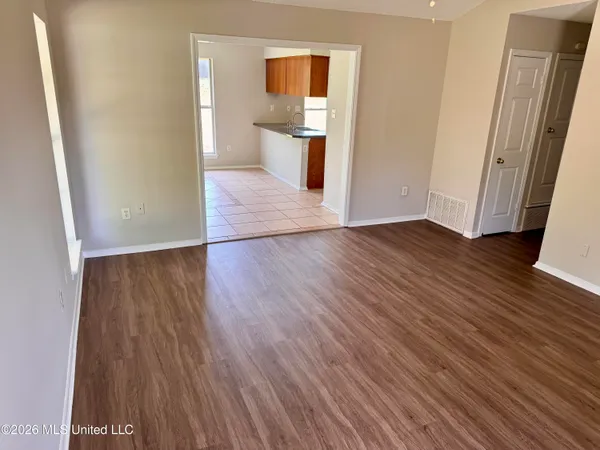 $1,595 | 10515 Oak Leaf Drive, Olive Branch, MS 38654