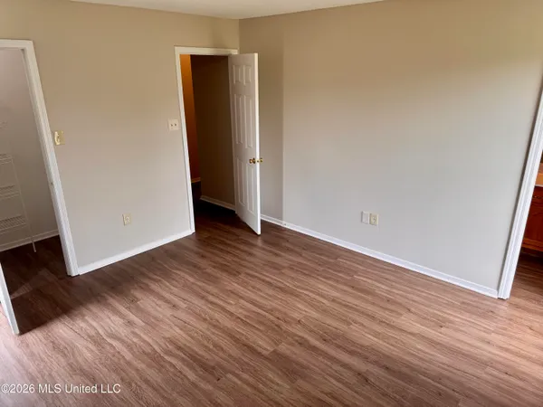 $1,595 | 10515 Oak Leaf Drive, Olive Branch, MS 38654