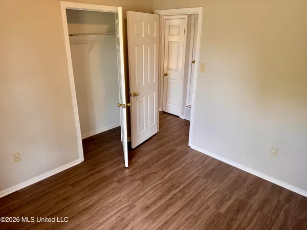 $1,595 | 10515 Oak Leaf Drive, Olive Branch, MS 38654