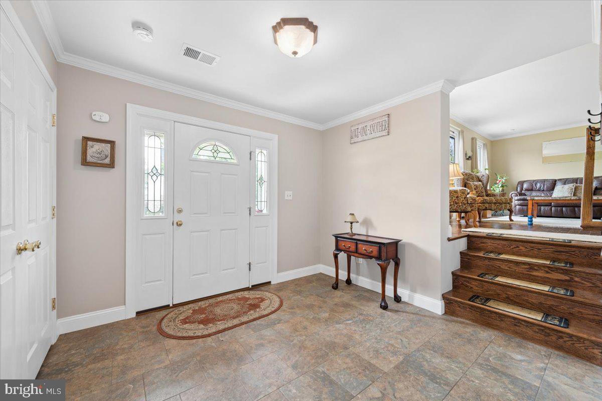 19829 Spurrier Avenue Poolesville, MD 20837 - Photo 3 of 72 Welcoming entryway with charm.
