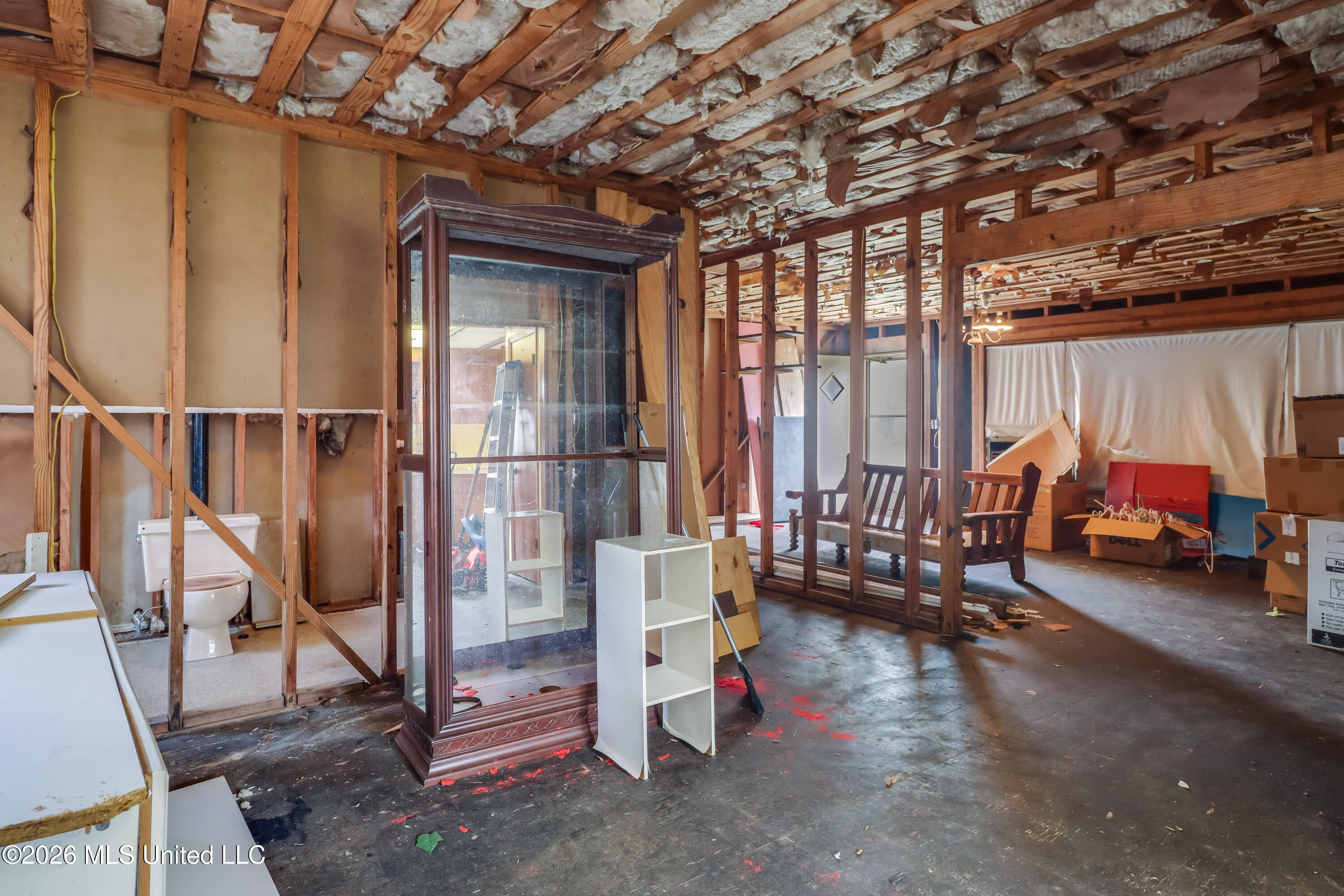 10403 Gorenflo Road D'Iberville, MS 39540 - Photo 5 of 25 Main House