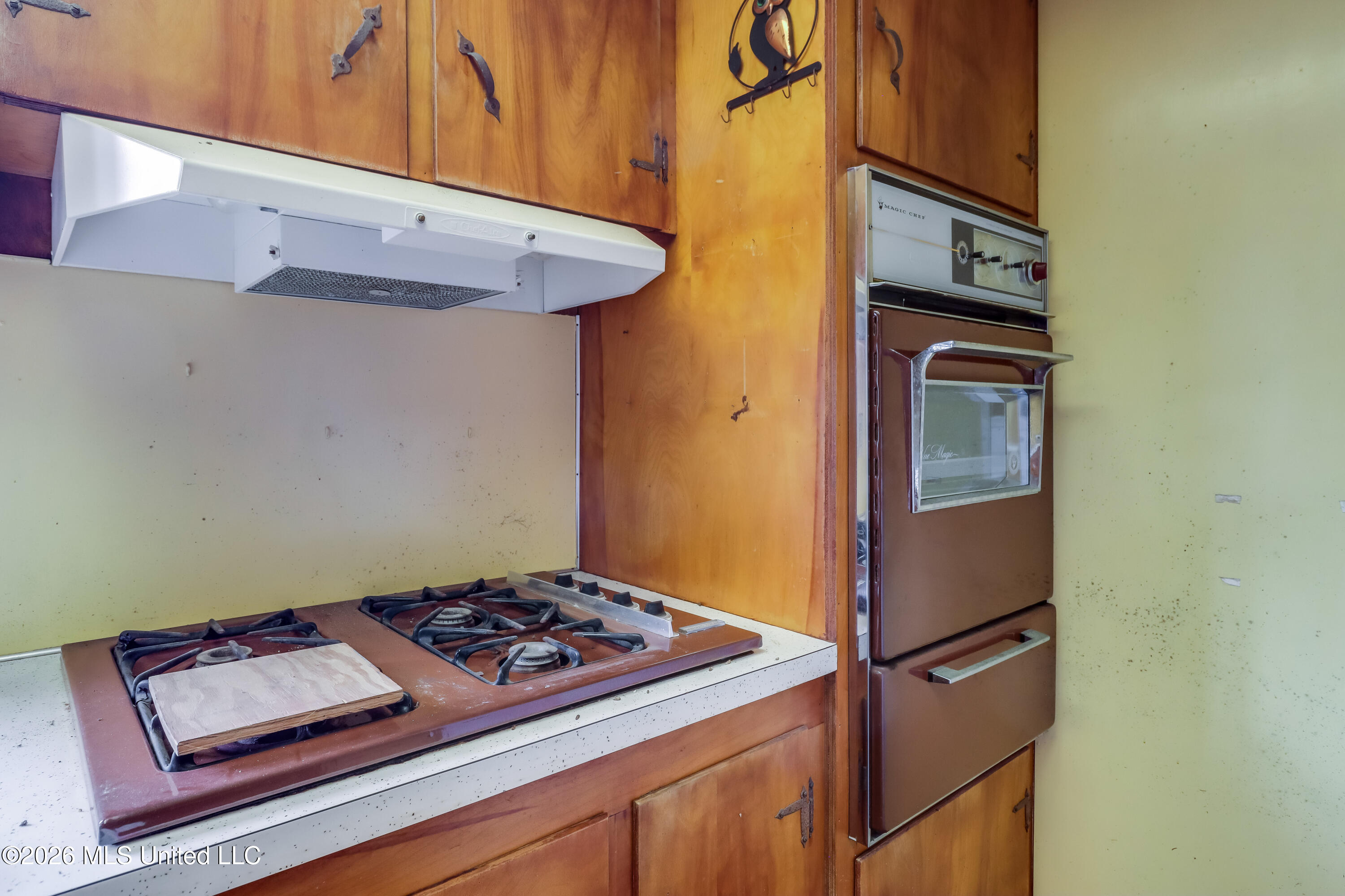 10403 Gorenflo Road D'Iberville, MS 39540 - Photo 6 of 25 Kitchen
