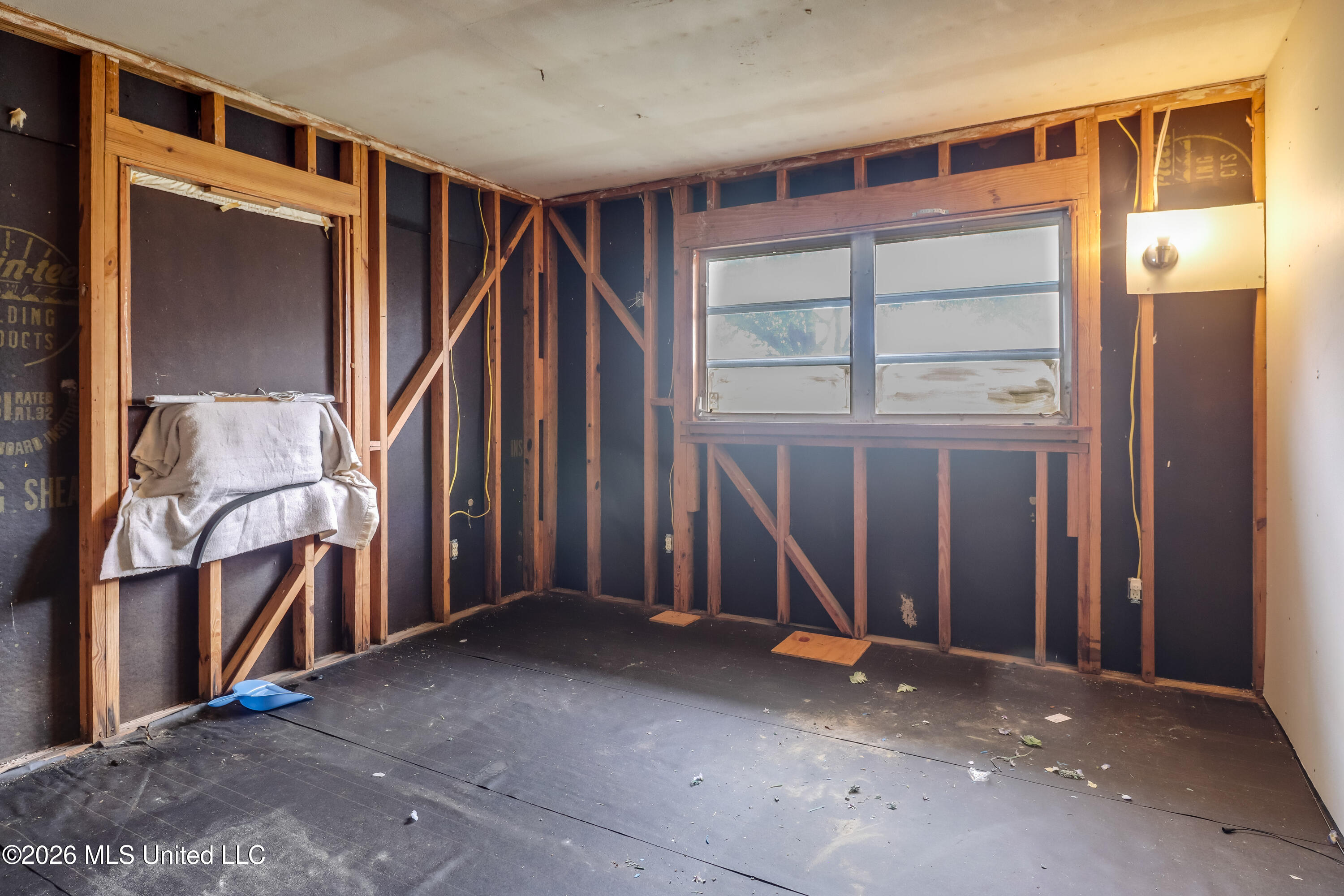 10403 Gorenflo Road D'Iberville, MS 39540 - Photo 9 of 25 Main House