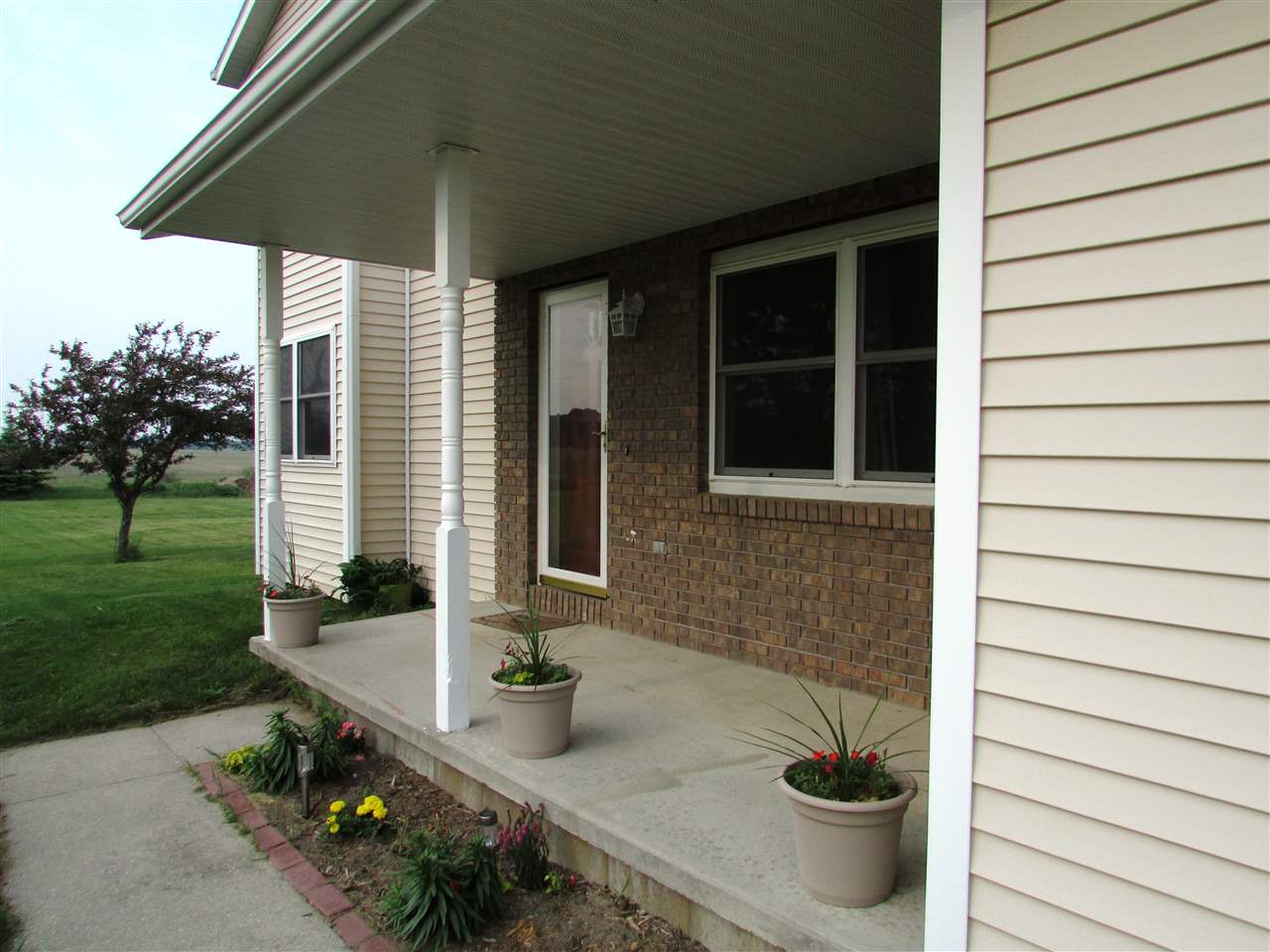 1058 North Gilmore Road Weidman, MI 48893 - Photo 6 of 53 1801397-5.JPG