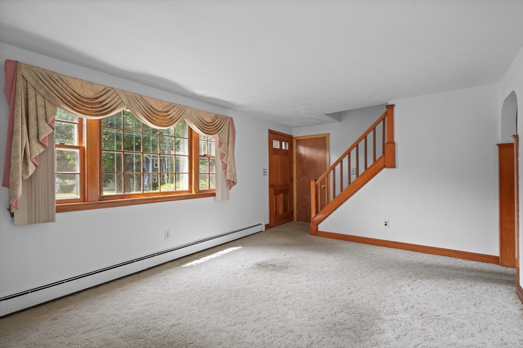 220 Foster Road Tewksbury, MA 01876 - Photo 11 of 31 Gallery Image 11