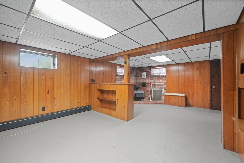 220 Foster Road Tewksbury, MA 01876 - Photo 23 of 31 Gallery Image 23