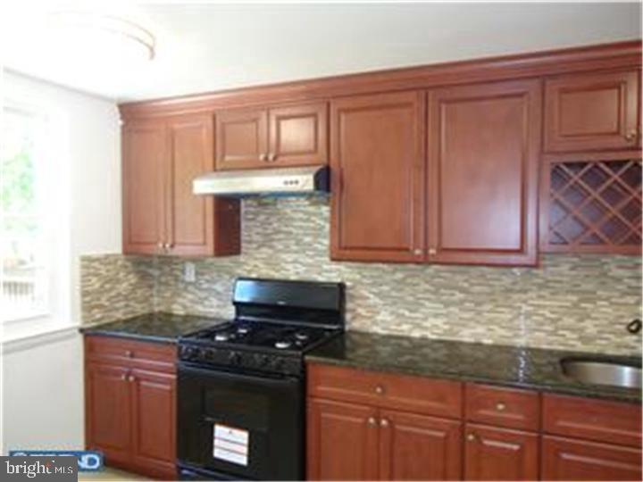 1634 Powell Road Brookhaven, PA 19015 - Photo 4 of 11 Gallery Image 4