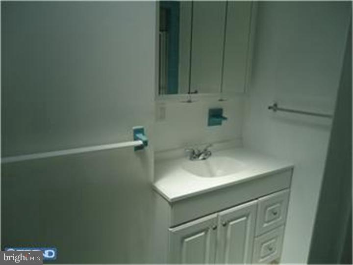 1634 Powell Road Brookhaven, PA 19015 - Photo 7 of 11 Gallery Image 7