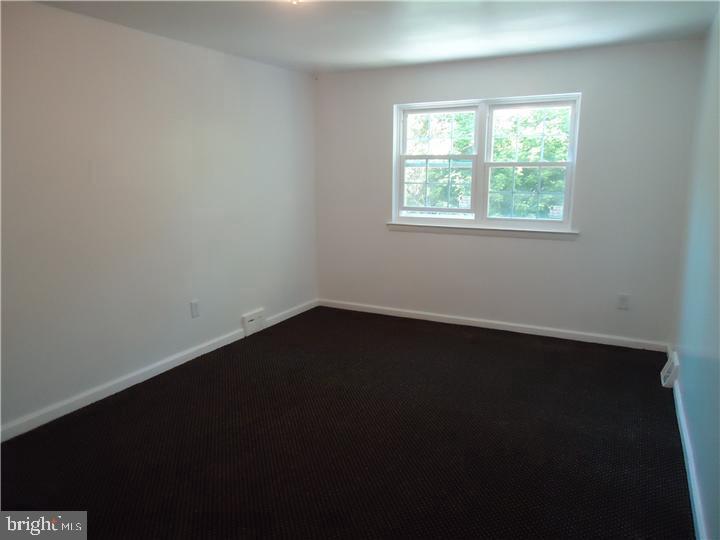 1634 Powell Road Brookhaven, PA 19015 - Photo 10 of 11 Gallery Image 10