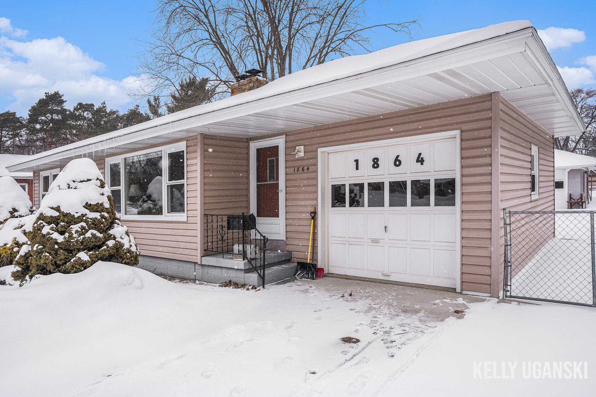 1864 Shettler Road Muskegon, MI 49444 - Photo 15 of 16 DSC03137