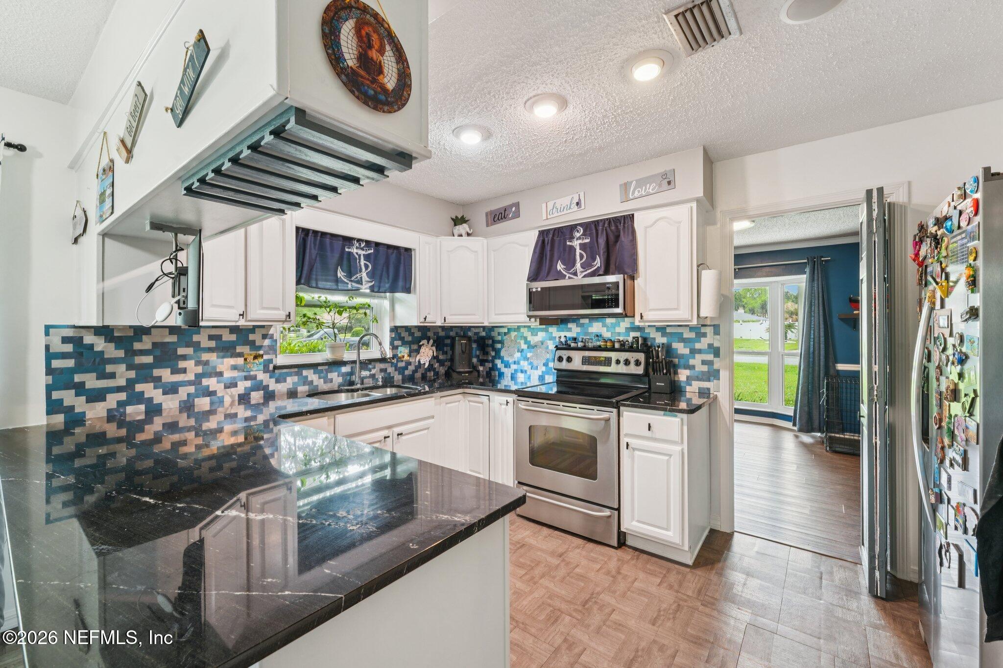 11471 Scott Mill Road Jacksonville, FL 32223 - Photo 19 of 55 19-web-or-mls-Scott Mill Rd-S1104-019