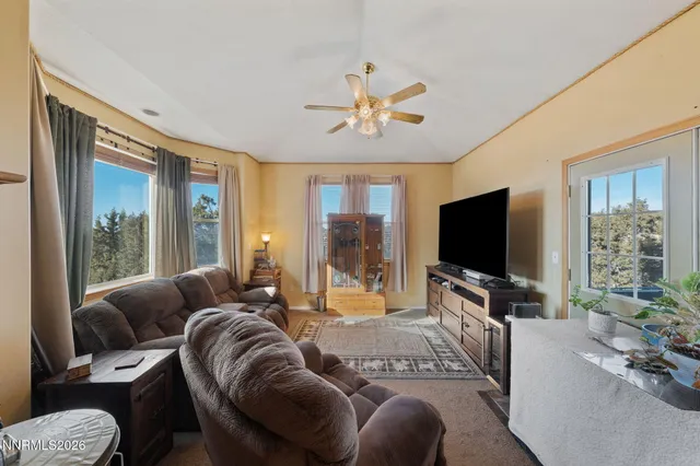 $569,900 | 271 Greencrest Drive, Spring Creek, NV 89815