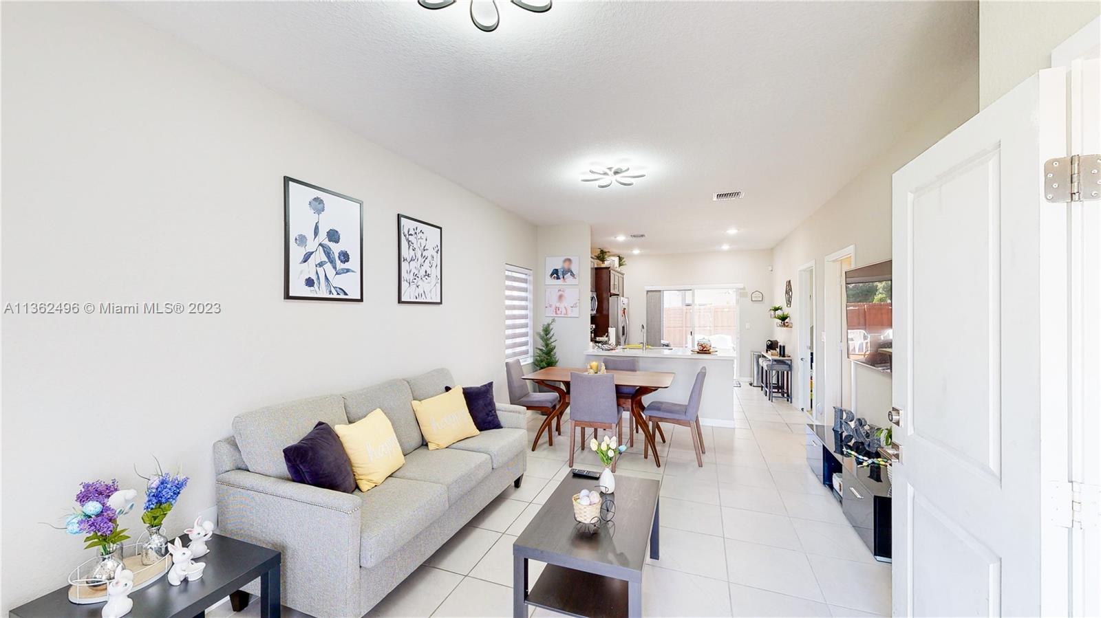 892 Southeast 18th Street Homestead, FL 33034 - Photo 7 of 56