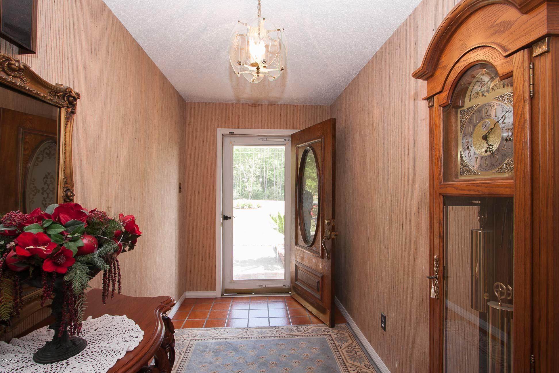 14704 Armein Road Ocean Springs, MS 39565 - Photo 7 of 60 Entry Foyer