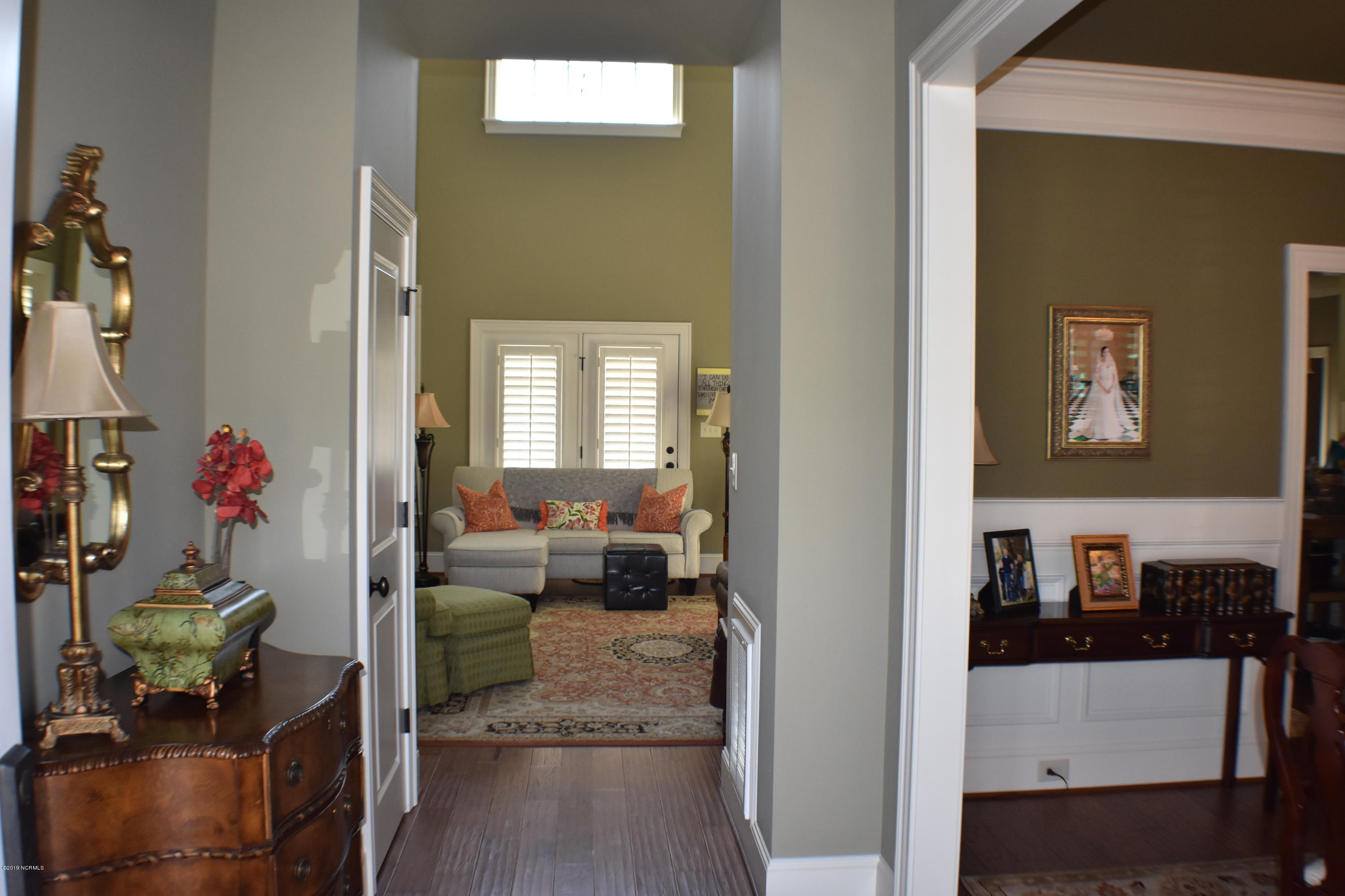 4710 Bluff Place Wilson, NC 27896 - Photo 3 of 22 Foyer