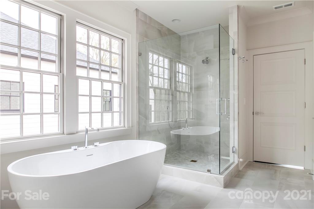 5024 Gilchrist Road Charlotte, NC 28211 - Photo 16 of 26 Gallery Image 16