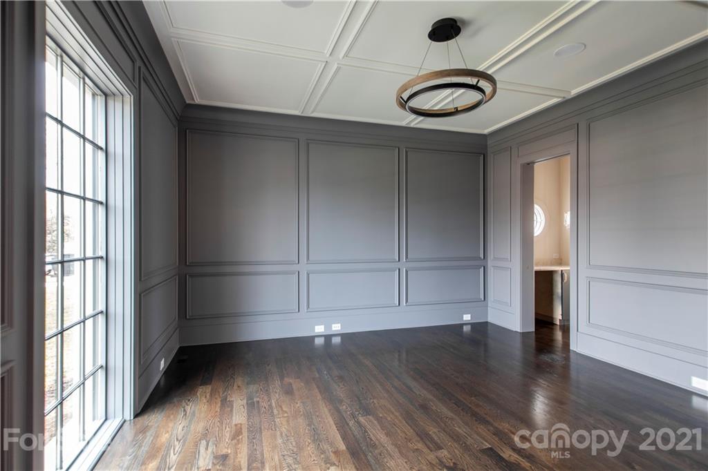 5024 Gilchrist Road Charlotte, NC 28211 - Photo 4 of 26 Gallery Image 4