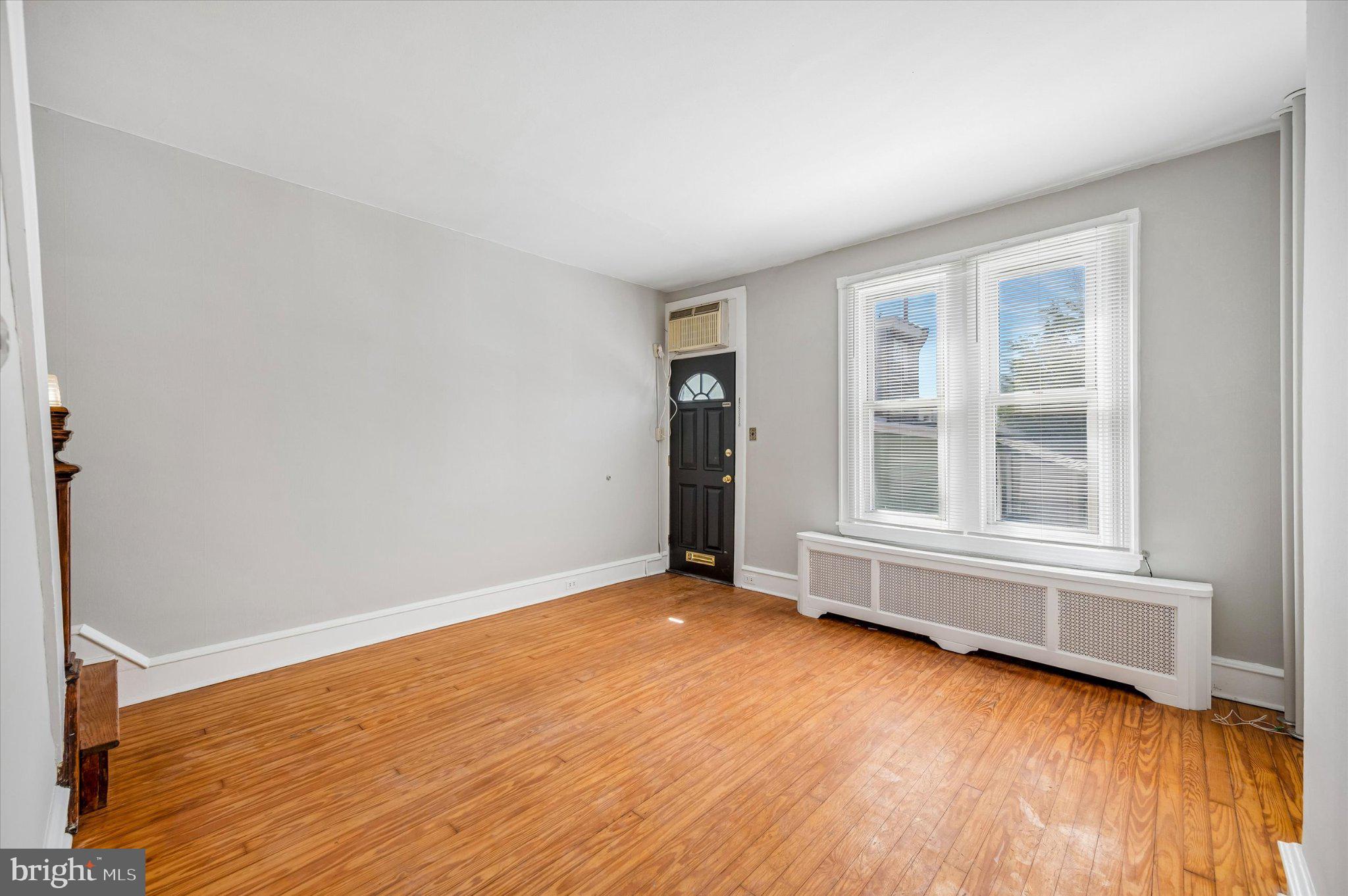 4483 Boone Street Philadelphia, PA 19128 - Photo 5 of 17