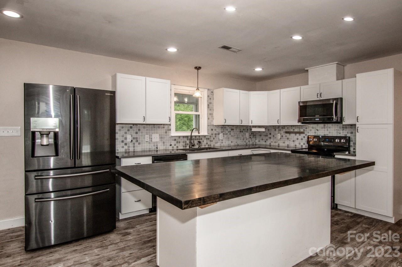 1479 Milling Road Mocksville, NC 27028 - Photo 19 of 41 Gallery Image 19