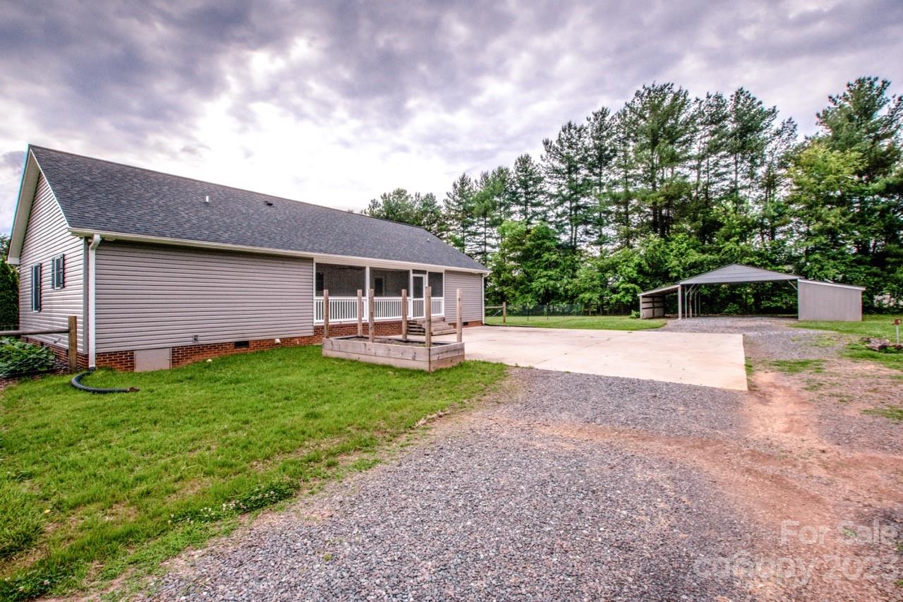 1479 Milling Road Mocksville, NC 27028 - Photo 8 of 41 Gallery Image 8