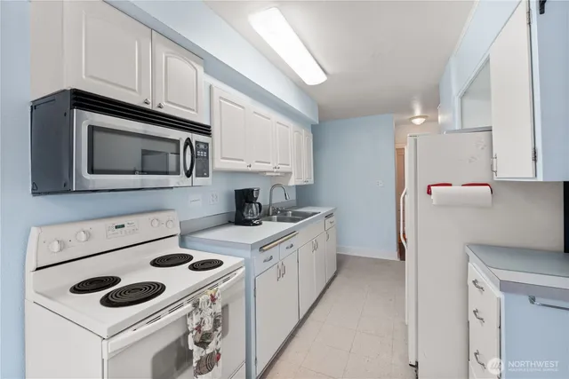 $449,000 | 2814 Pioneer Way East, Tacoma, WA 98404