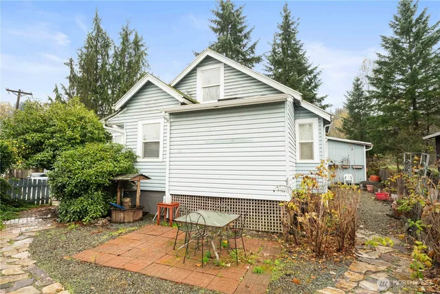 $449,000 | 2814 Pioneer Way East, Tacoma, WA 98404