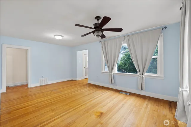 $449,000 | 2814 Pioneer Way East, Tacoma, WA 98404