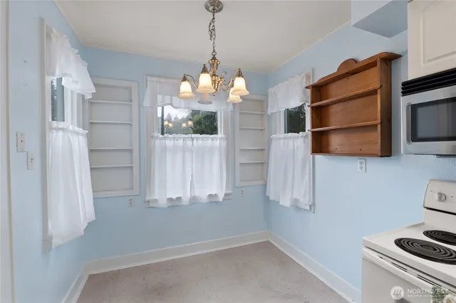 $449,000 | 2814 Pioneer Way East, Tacoma, WA 98404