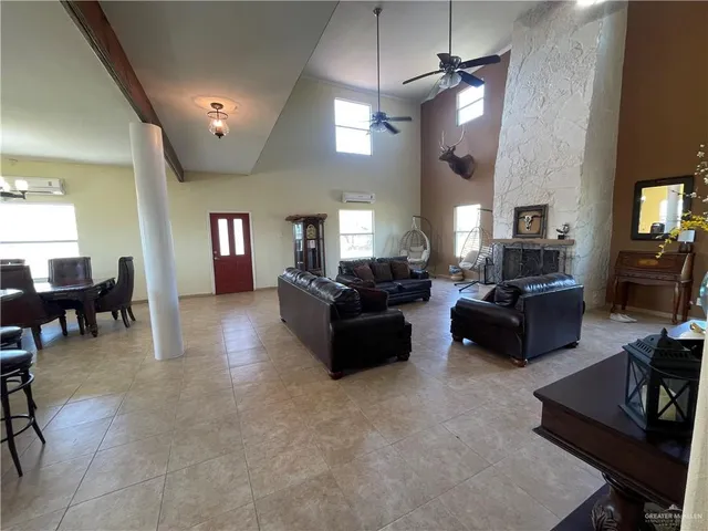 $599,999 | 28742 Mile 17 Road, Edinburg, TX 78541