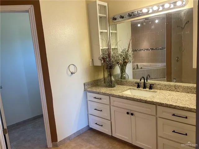 $599,999 | 28742 Mile 17 Road, Edinburg, TX 78541