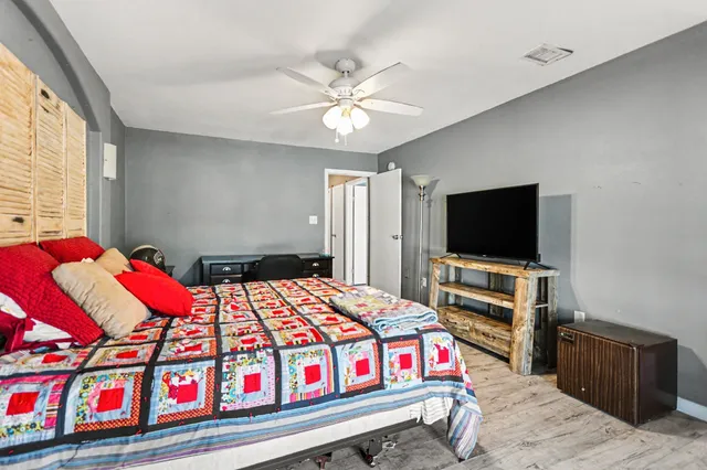 $316,000 | 1306 West Stroker Road, Crosby, TX 77532