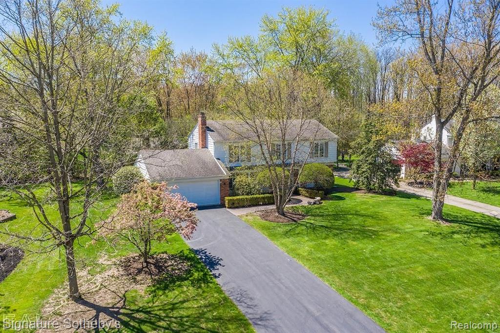 31445 Old Cannon Road Beverly Hills, MI 48025 - Photo 1 of 42