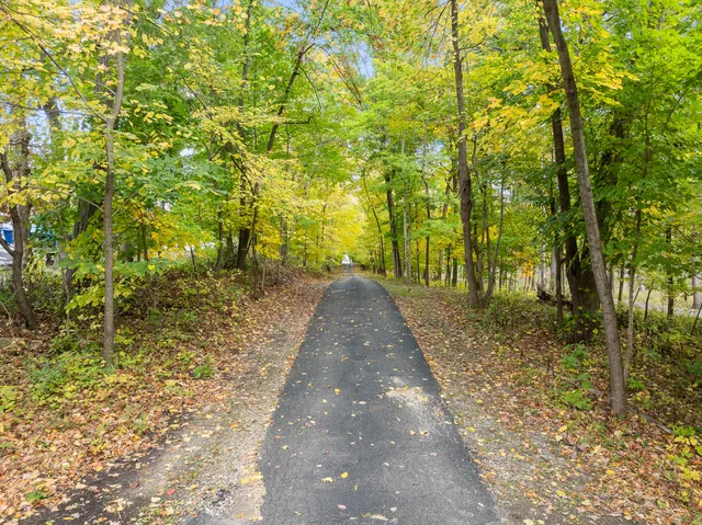 $225,000 | Lt17 Green Hill Drive, Fontana, WI 53125